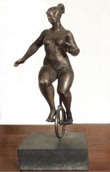 Unicylclist, maquette: bronze Unicylclist, maquette: bronze